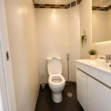 Premium Balcony View منزل للإقامة *